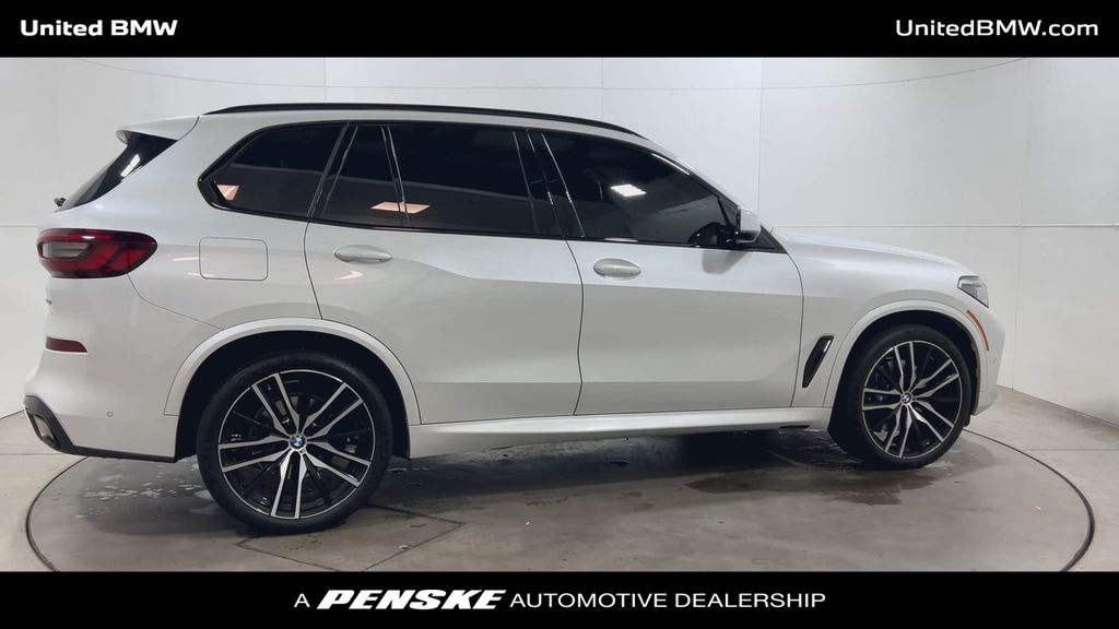 Thumbnail: 2023 BMW X5 - 9