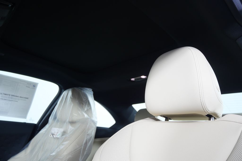 Thumbnail: 2026 BMW 2 Series - 12