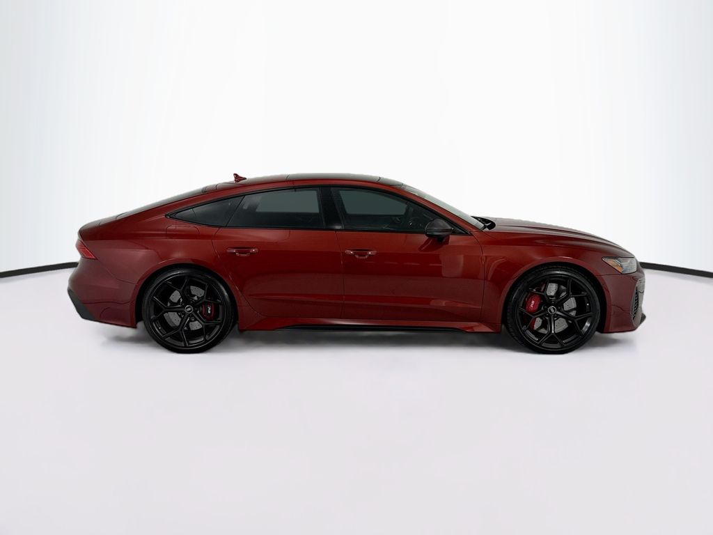 Thumbnail: 2025 Audi RS 7 - 4
