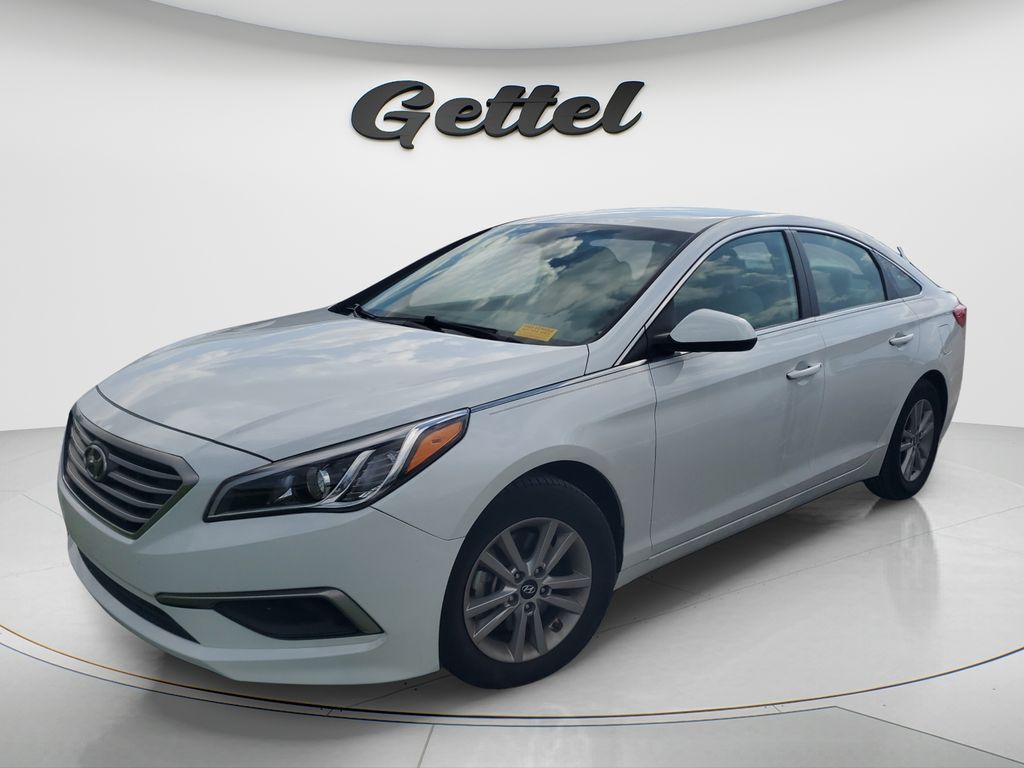 Quartz White Pearl 2017 Hyundai Sonata Sedan Front-Wheel Drive 6-Speed Automatic
