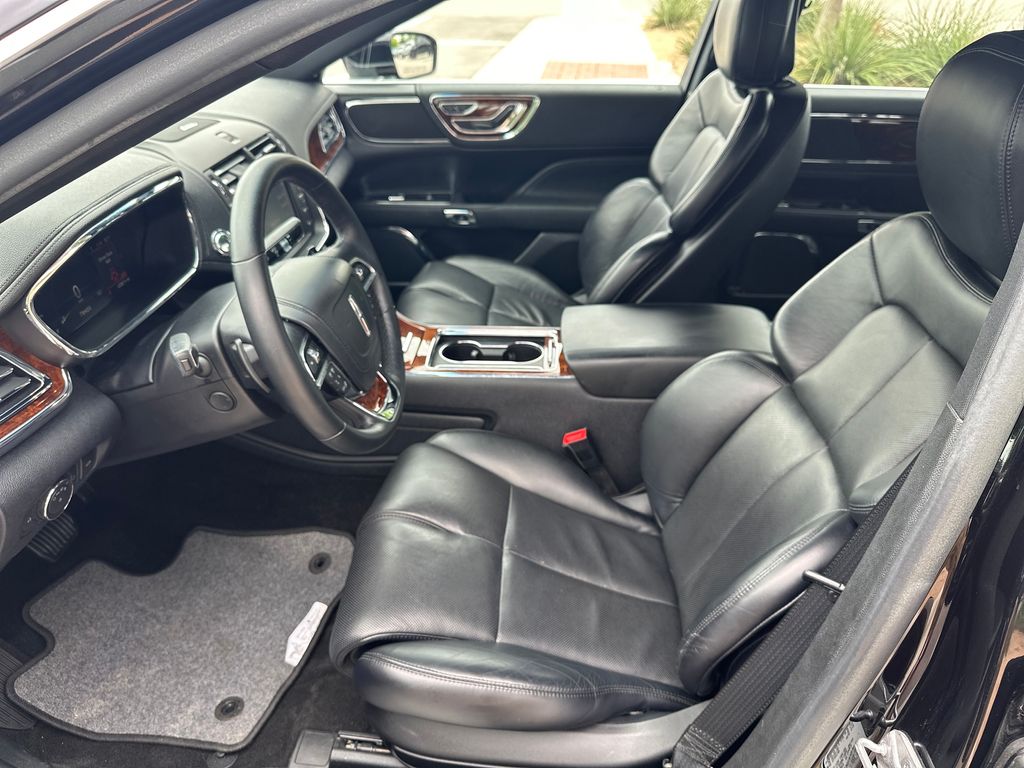 Used Car 2019 Lincoln Continental  Select For Sale Under $25,000 In Austin, Texas