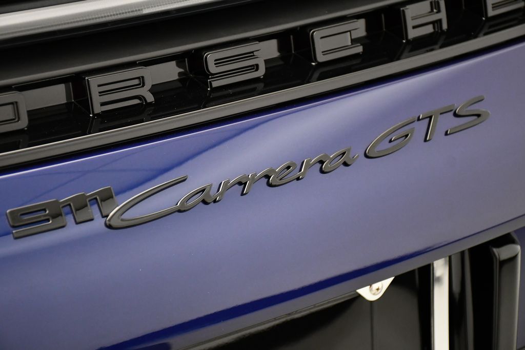 Thumbnail: 2026 Porsche 911 - 11