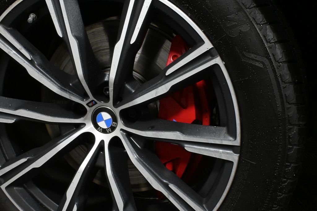 2025 BMW X6 xDrive40i 13