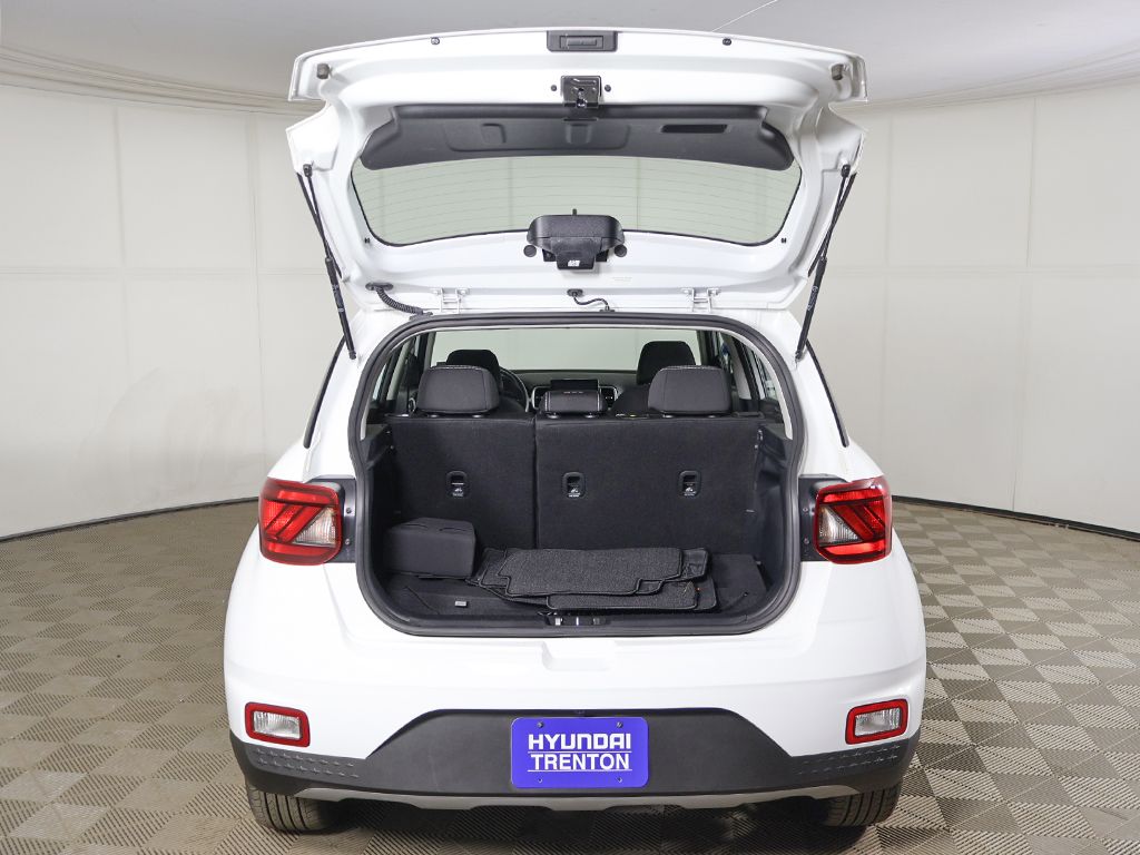 Used 2026 White Hyundai SEL image 14