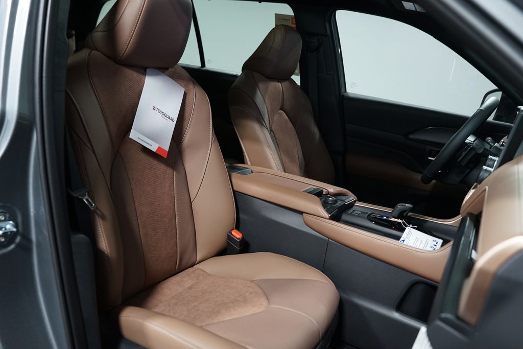 Thumbnail: 2026 Toyota Grand Highlander - 31