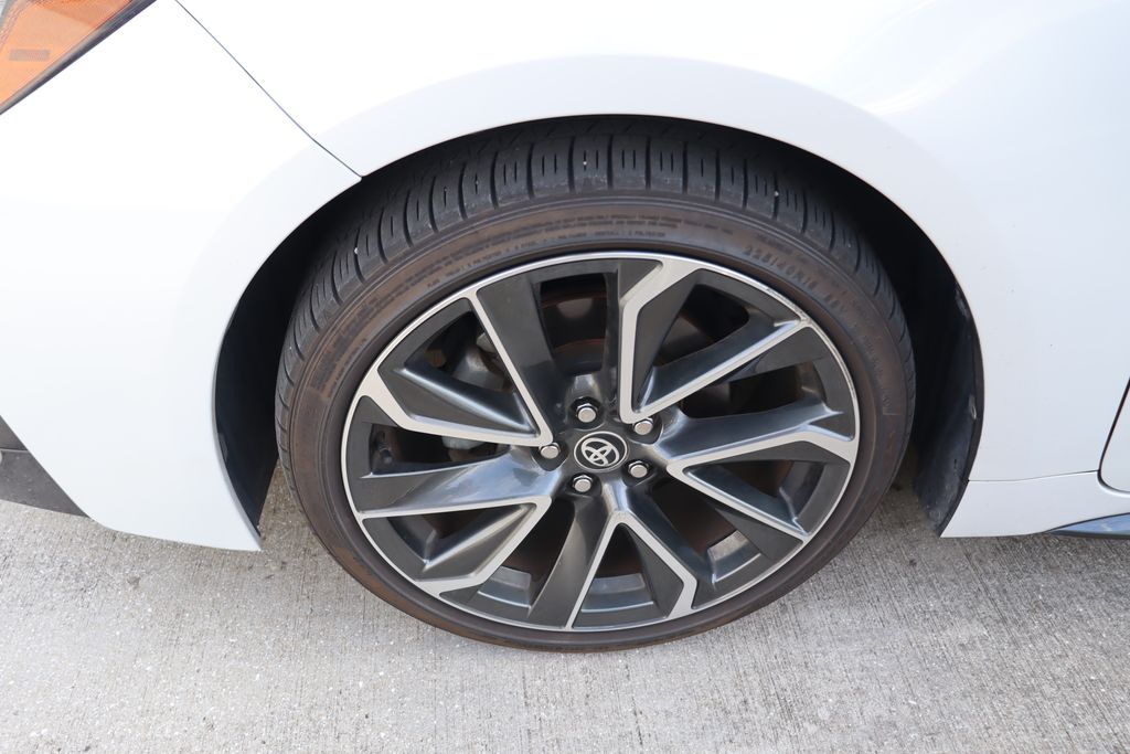 Thumbnail: 2022 Toyota Corolla - 3