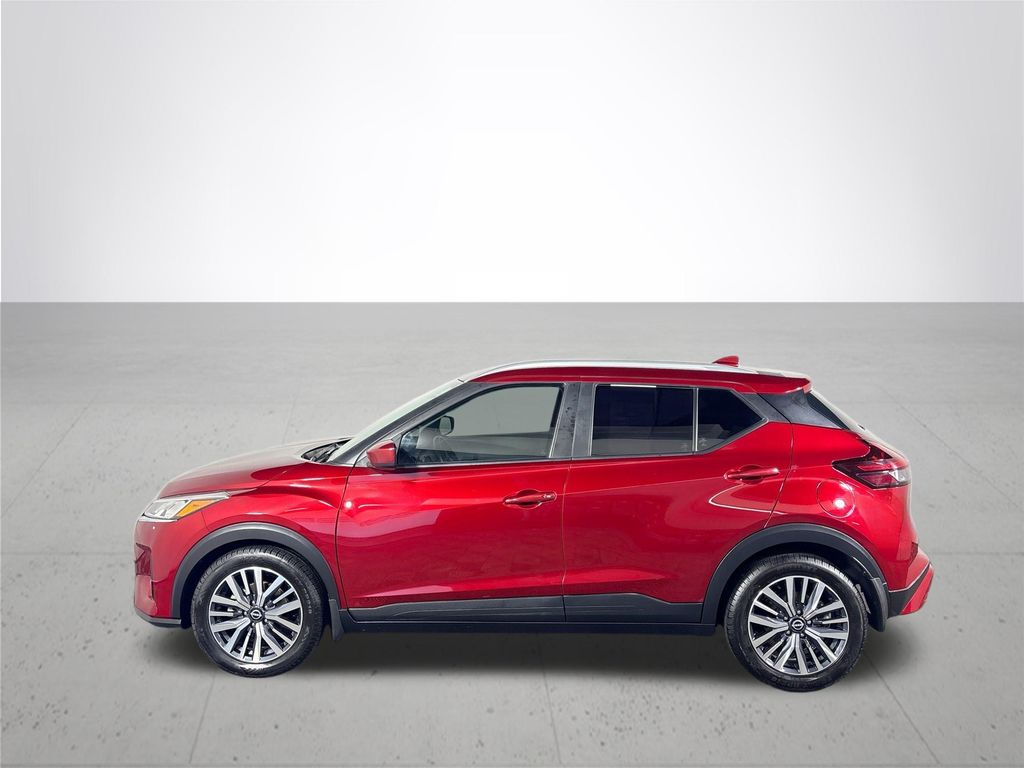 2022 Nissan Kicks SV