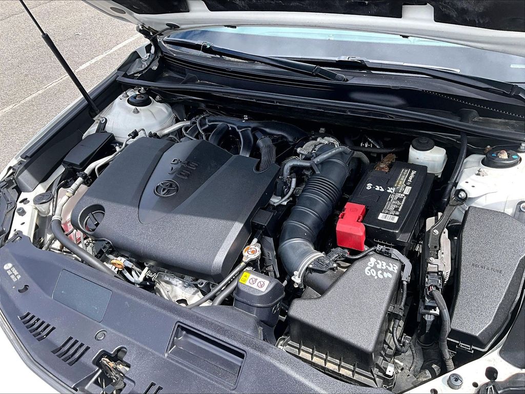 2018 Toyota Camry — photo 35
