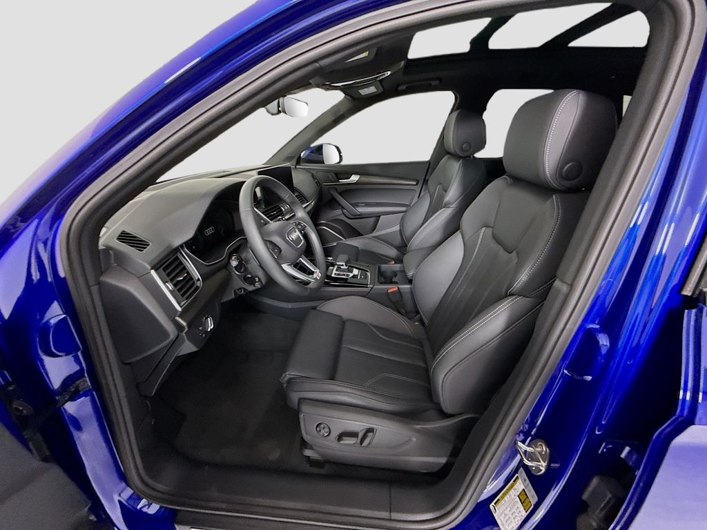 Thumbnail: 2025 Audi Q5 - 19