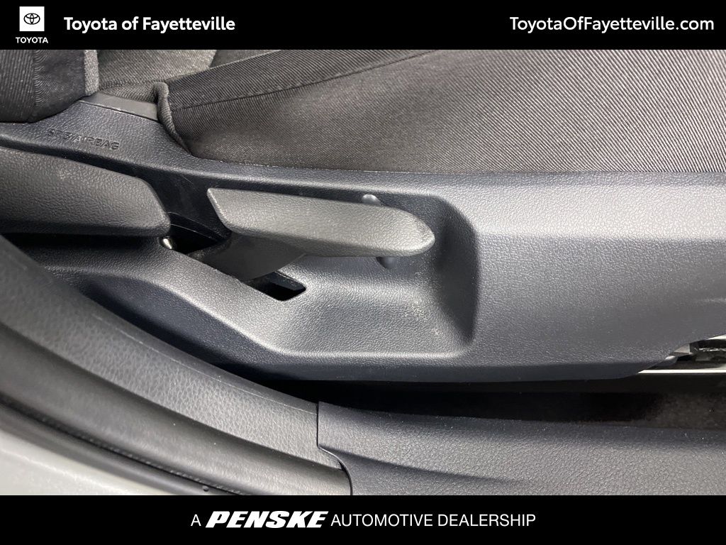 Thumbnail: 2025 Toyota Camry - 9