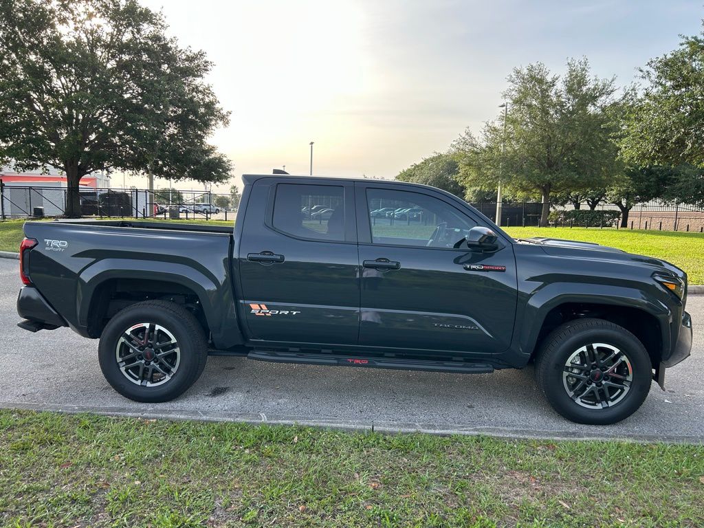 2024 Toyota Tacoma TRD Sport 6