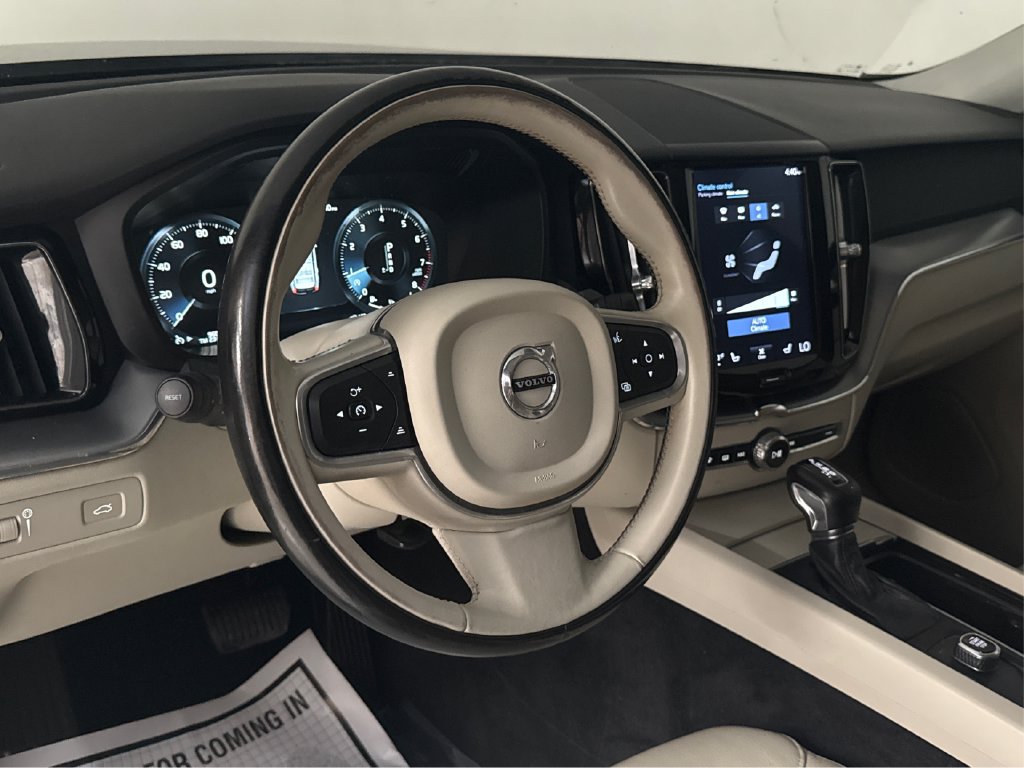 2018 Volvo XC60 Momentum - Photo 20