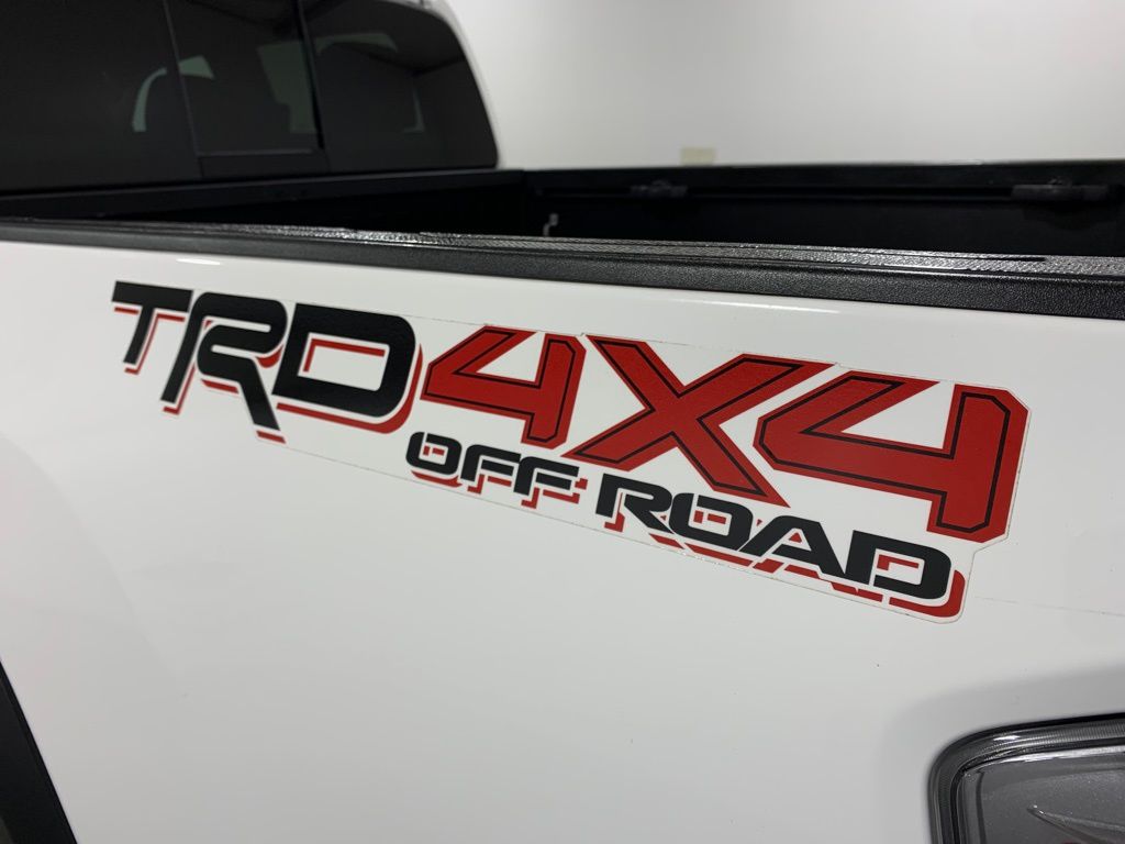 2021 Toyota Tacoma TRD Off-Road 8