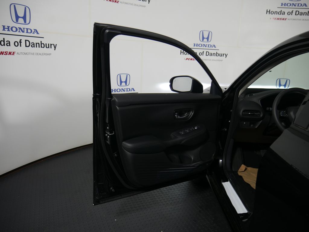 Thumbnail: 2027 Honda HR-V - 13