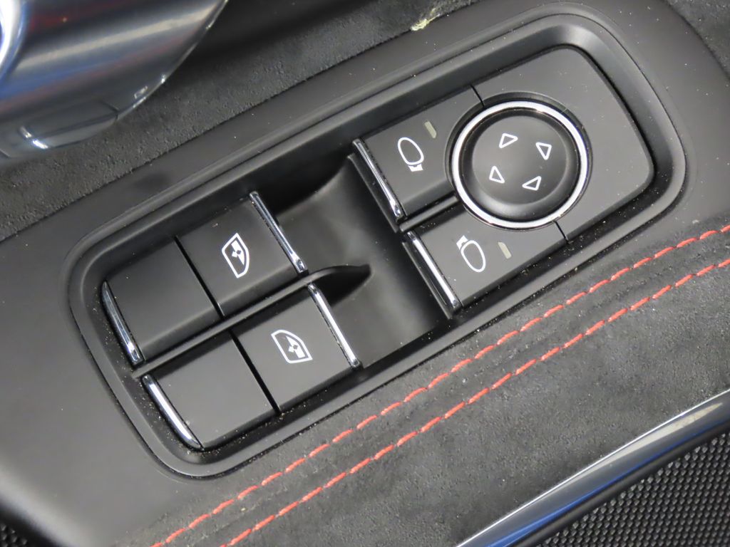 Thumbnail: 2018 Porsche 911 - 31