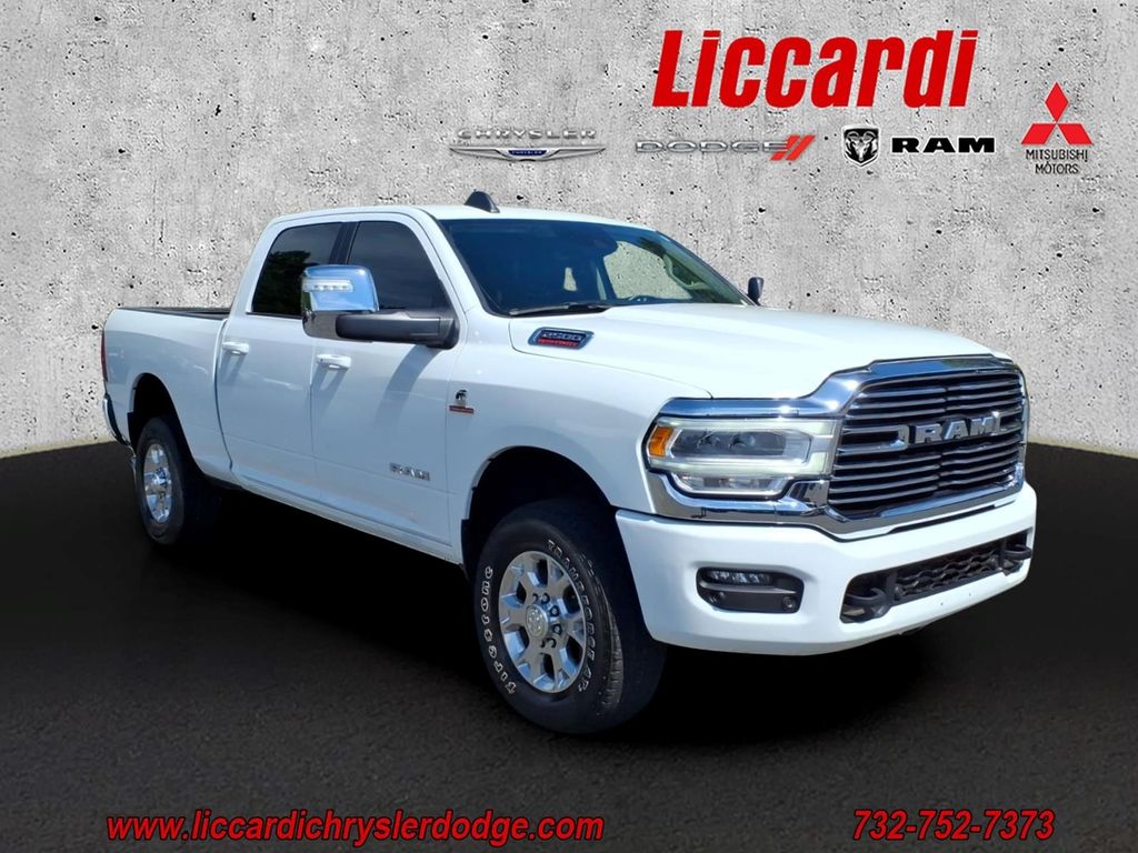 Bright White Clearcoat 2024 RAM 2500 Laramie Crew Cab 4WD Pickup Truck Four-Wheel Drive 6-Speed Automatic