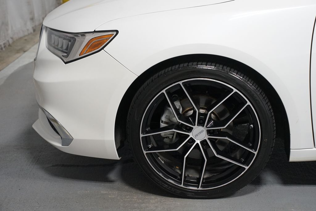 Thumbnail: 2018 Acura TLX - 5
