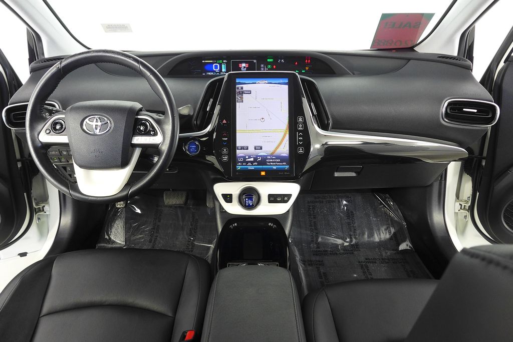 Thumbnail: 2017 Toyota Prius Prime - 23