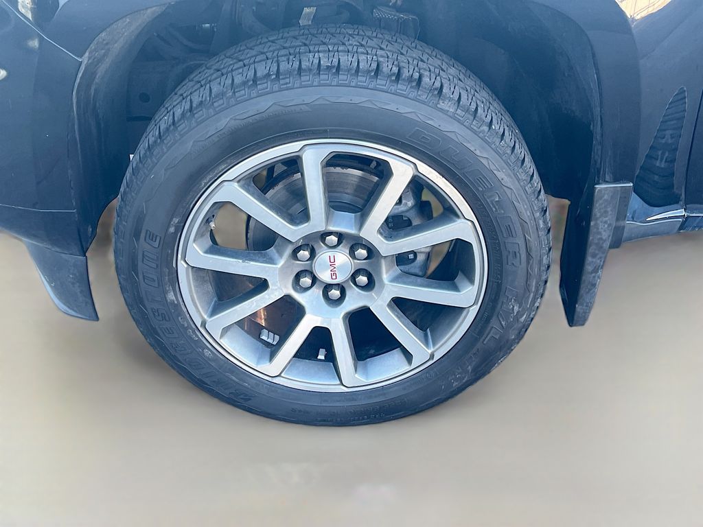 Used 2021 Black GMC Denali image 29