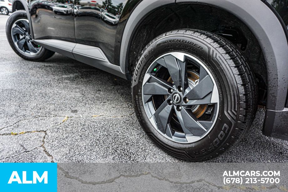 Used 2025 Black Nissan SV image 16