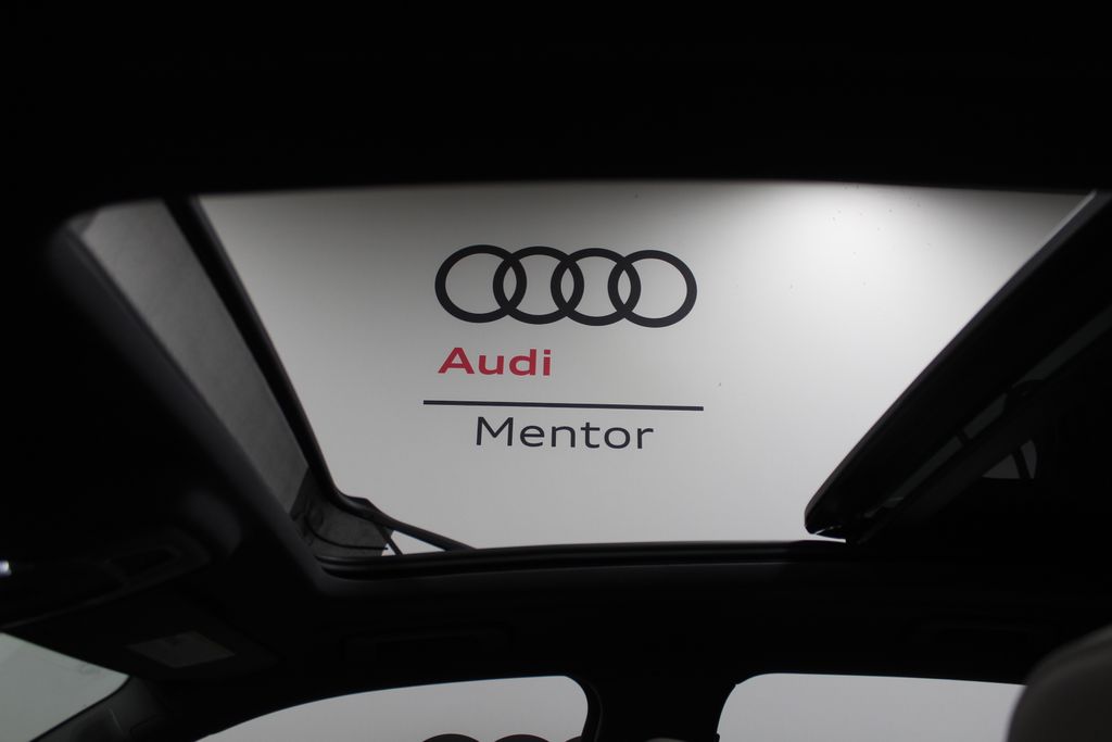 Thumbnail: 2025 Audi Q5 - 14