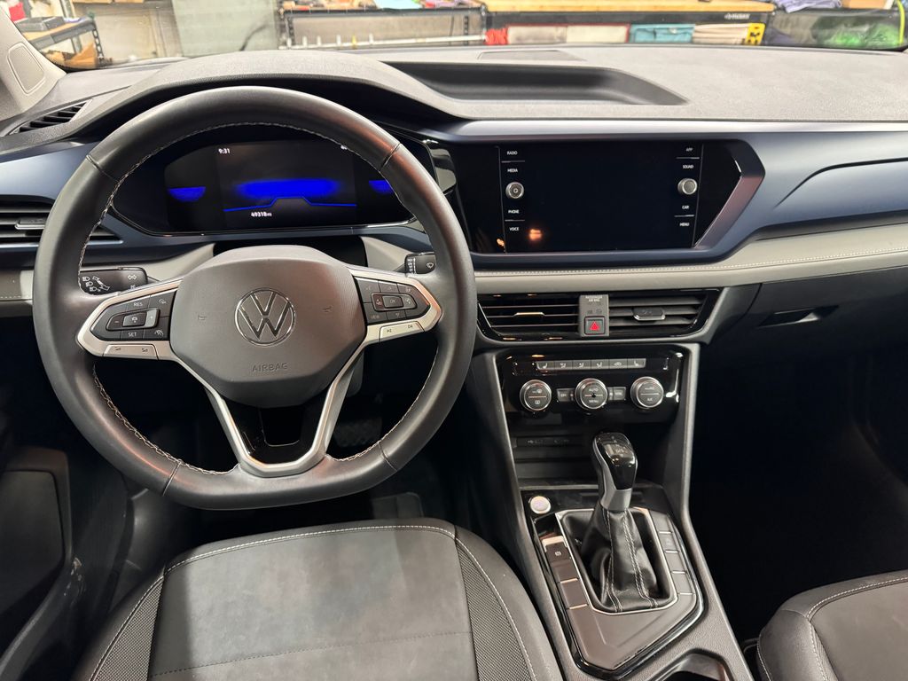 2024 Volkswagen Taos 1.5T SE