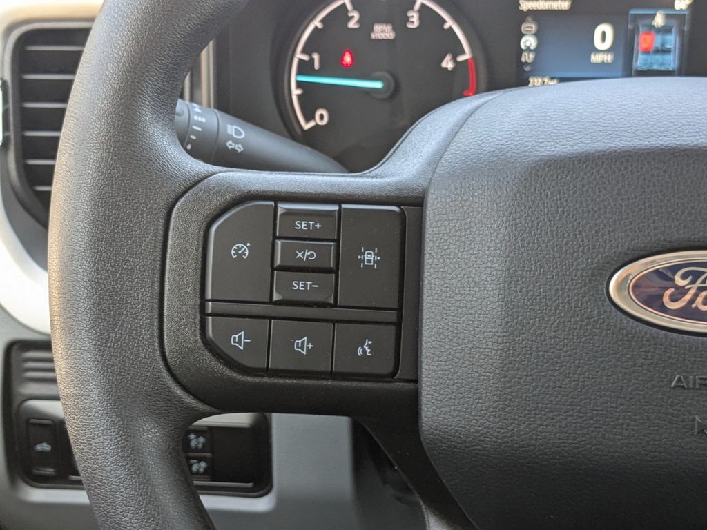 2025 Ford F-450 Chassis XL