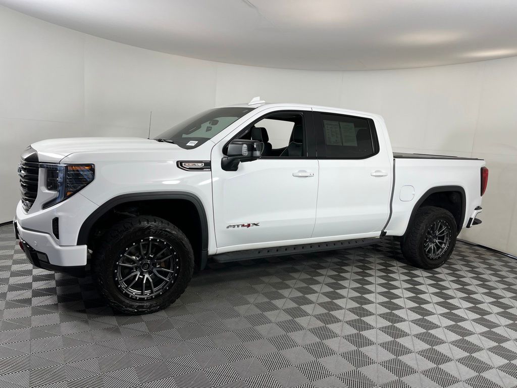 Thumbnail: 2022 GMC Sierra 1500 - 2