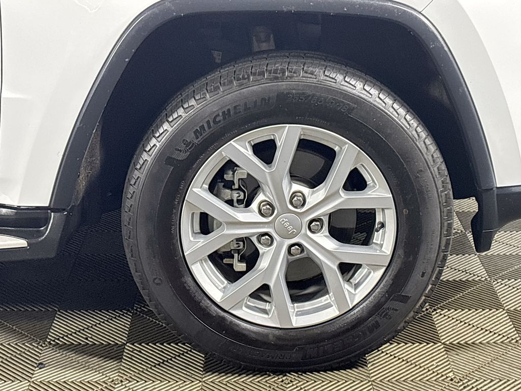2018 Jeep Grand Cherokee Laredo E