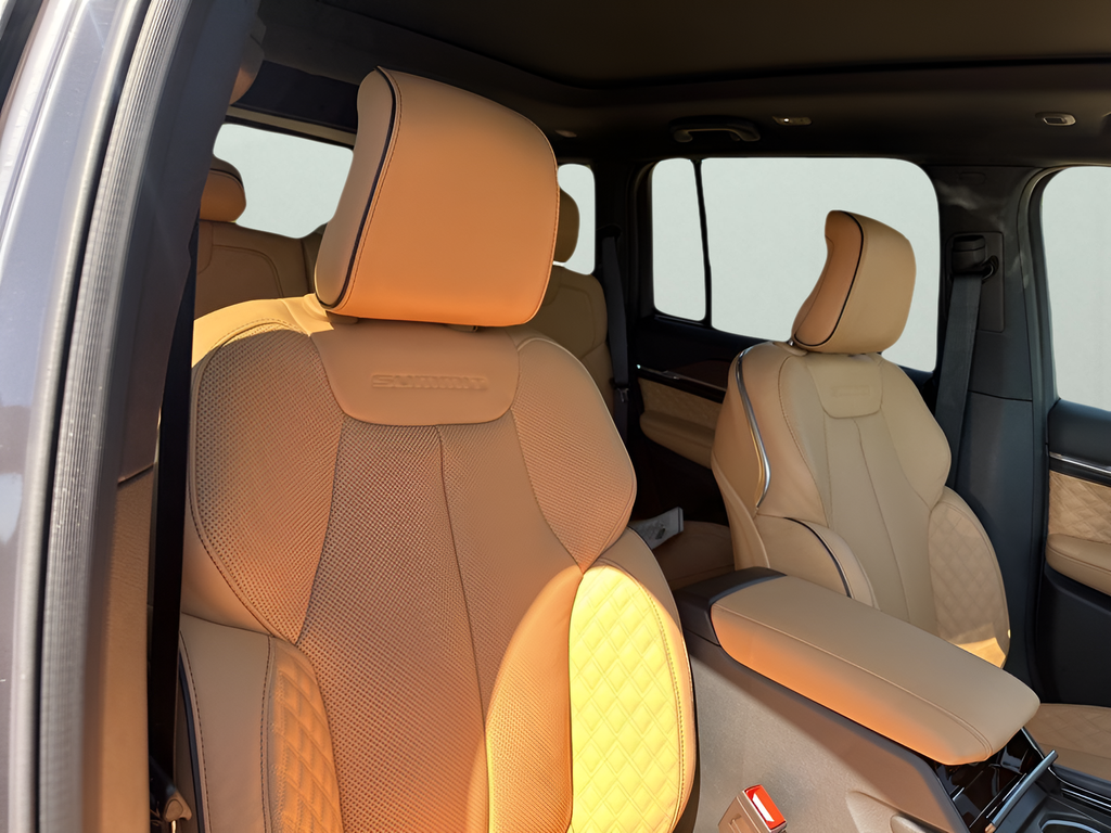 New Car 2025 Jeep Grand Cherokee  Summit For Sale Under $70,000 In Austin, Texas
