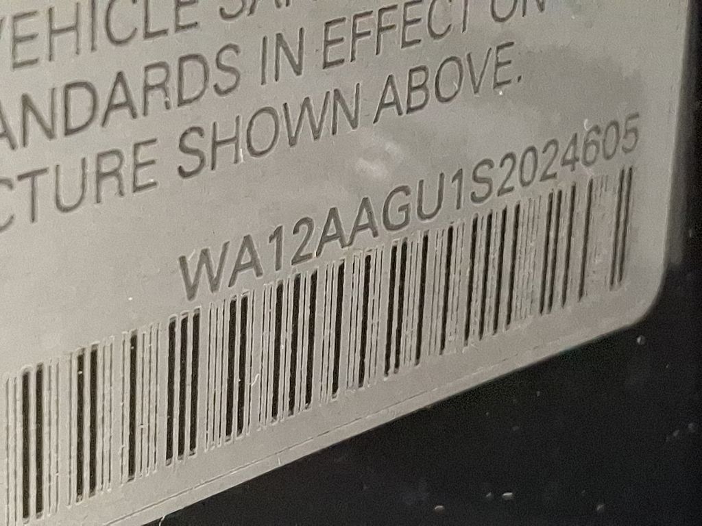 Thumbnail: 2025 Audi Q5 - 14