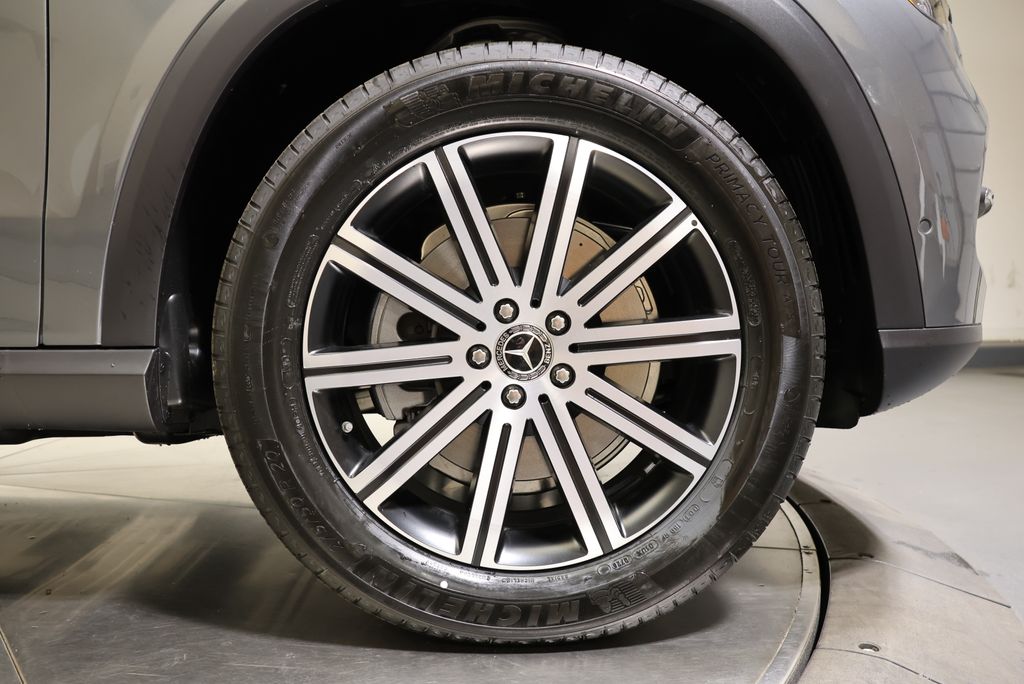 Thumbnail: 2026 Mercedes-Benz GLE - 14