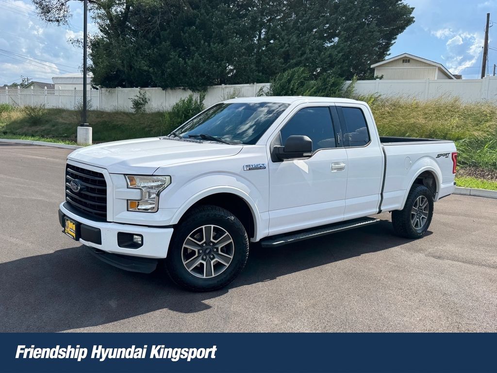 Oxford White 2016 Ford F-150 XLT SuperCab 4WD Pickup Truck Four-Wheel Drive 6-Speed Automatic