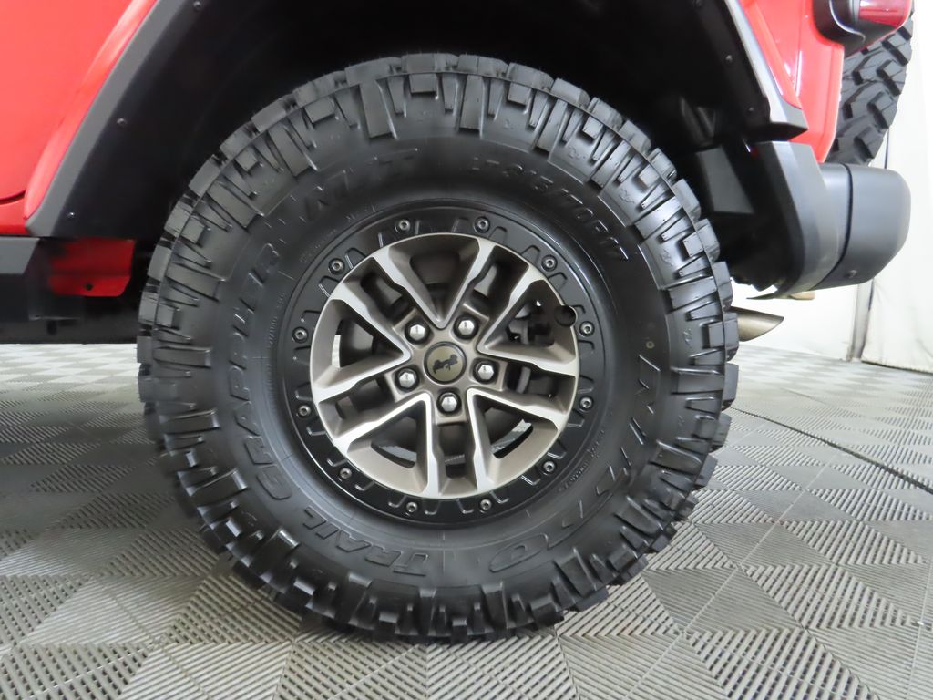 2024 Jeep Wrangler Rubicon 32
