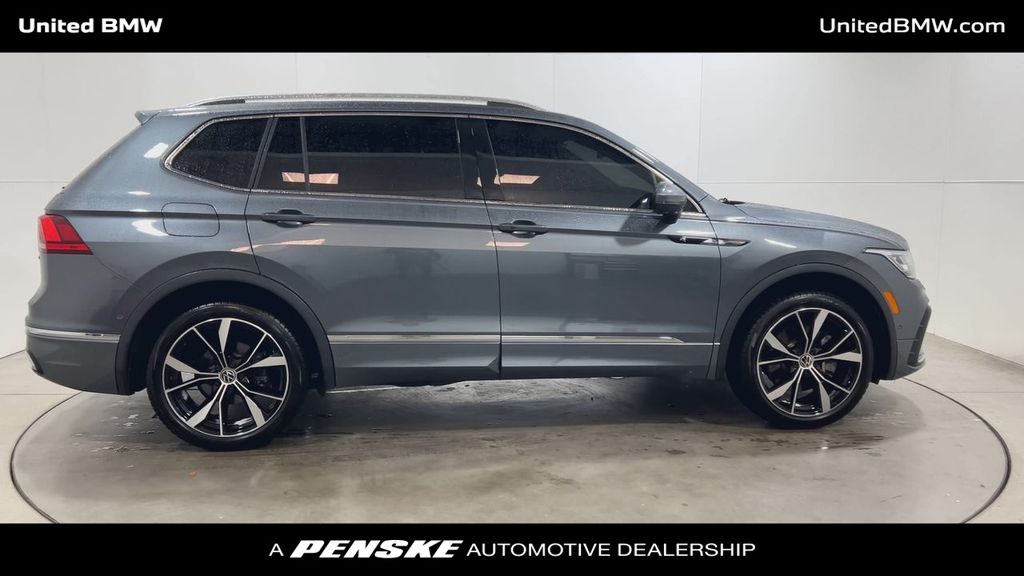 Thumbnail: 2024 Volkswagen Tiguan - 9