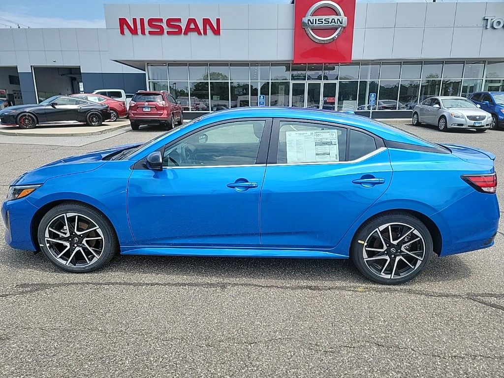 2024 Nissan Sentra SR 2