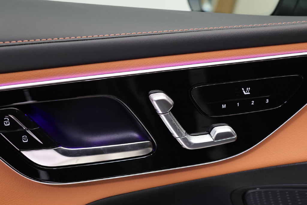Thumbnail: 2026 Mercedes-Benz GLC - 31