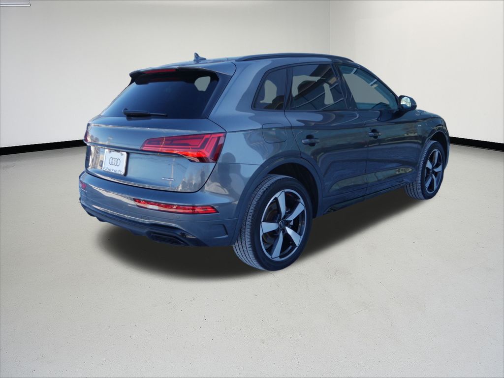 Thumbnail: 2023 Audi Q5 - 5