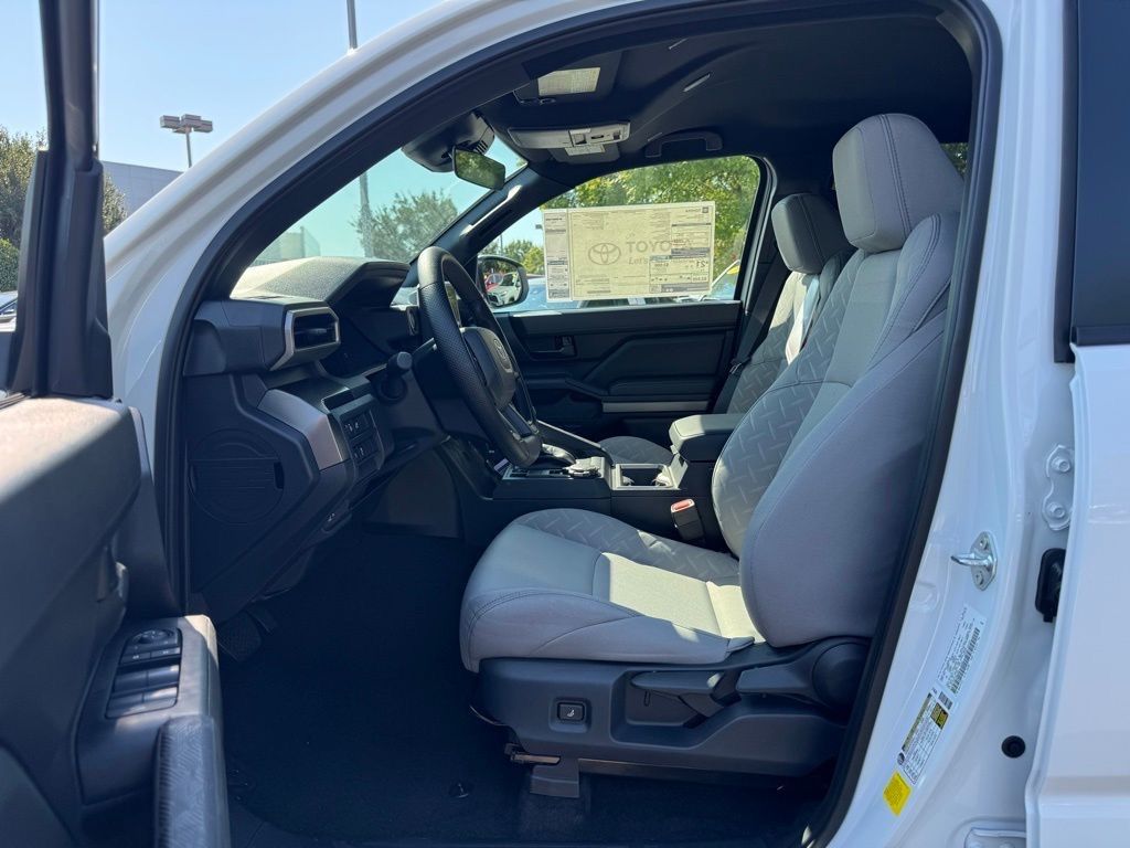 2025 Toyota Tacoma SR5 Double Cab photo 15