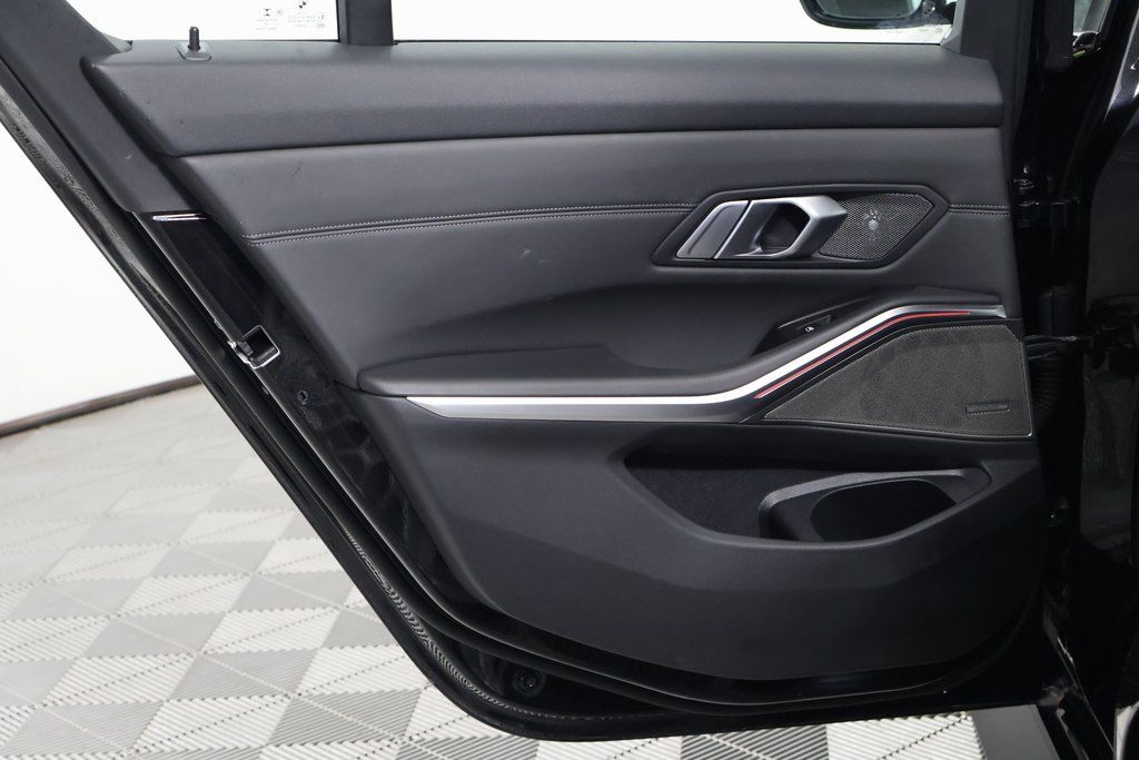 Thumbnail: 2021 BMW M3 - 13