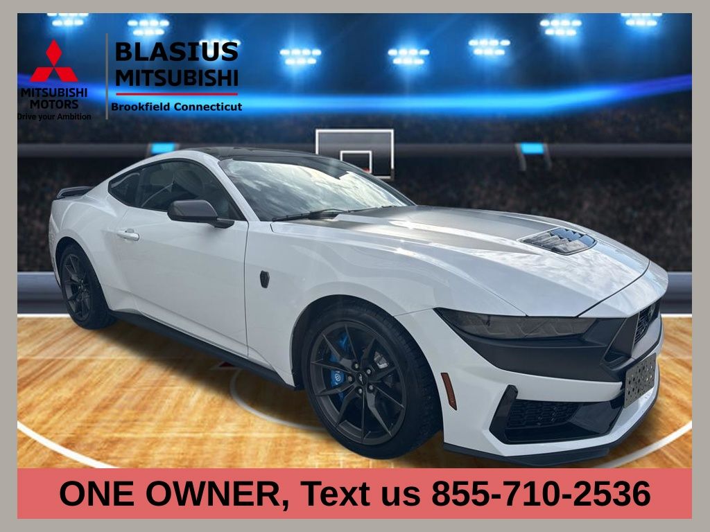 Oxford White 2024 Ford Mustang Dark Horse Fastback RWD Coupe Rear-Wheel Drive Automatic