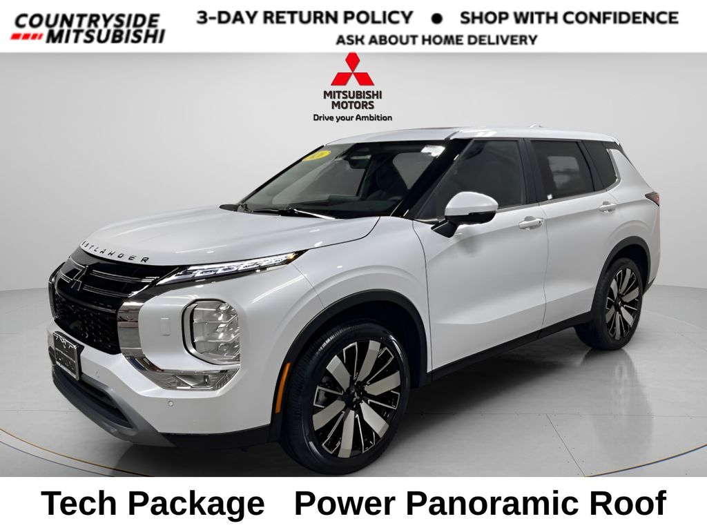 Diamond White 2026 Mitsubishi Outlander SUV / Crossover Front-Wheel Drive Continuously Variable Transmission