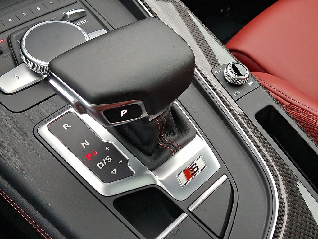 Thumbnail: 2019 Audi S4 - 15