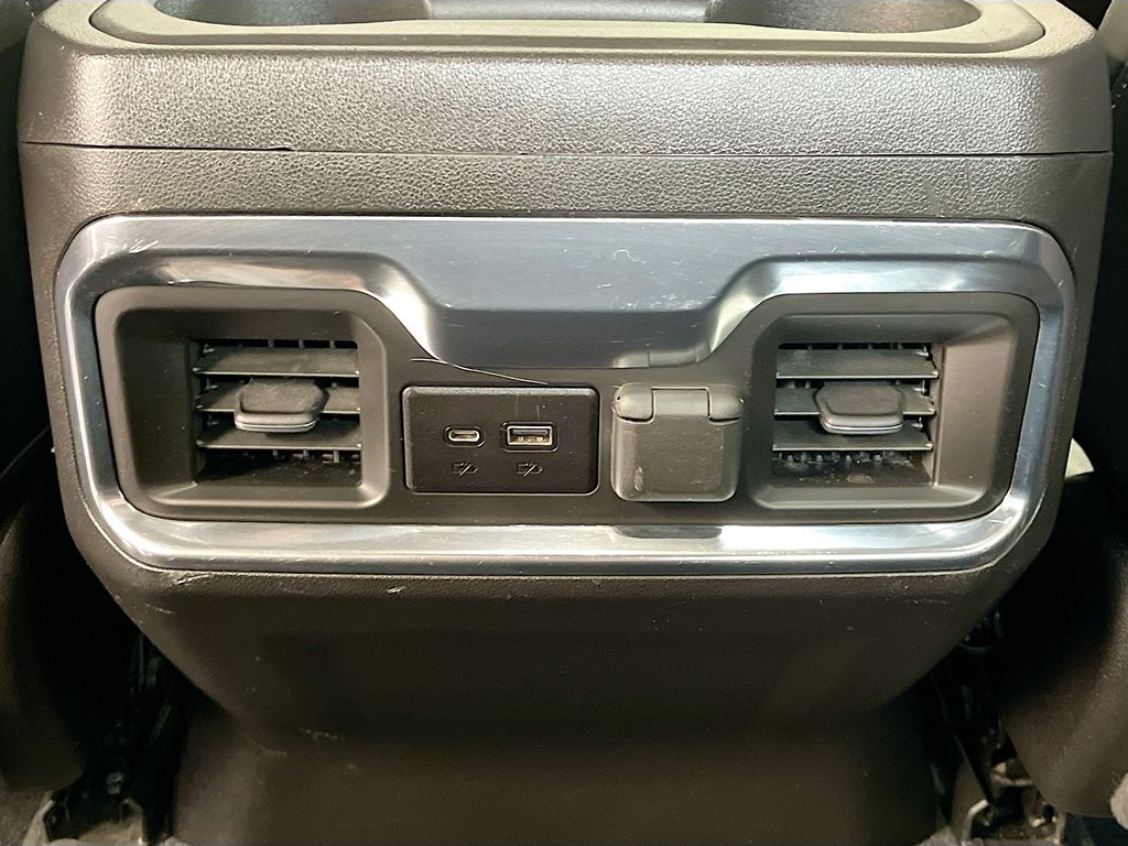 Used 2022 Summit White Chevrolet High Country image 27