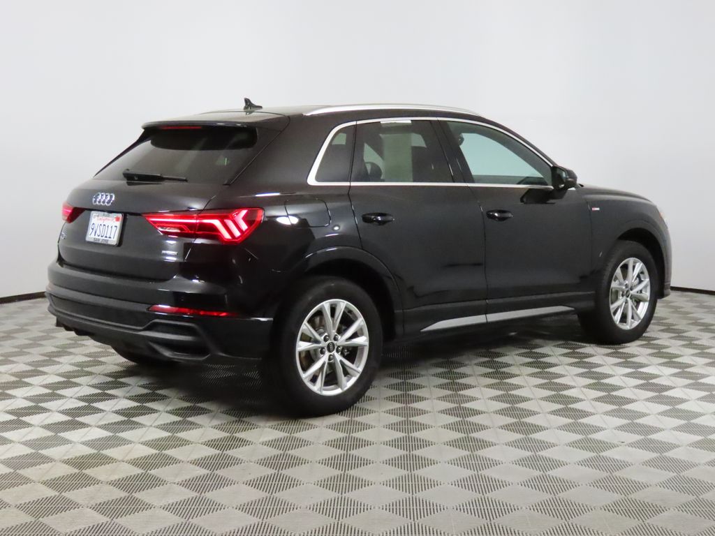 Thumbnail: 2025 Audi Q3 - 5