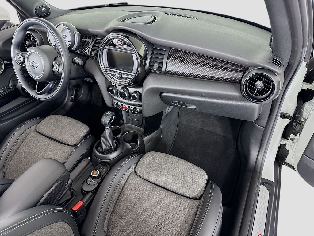 Thumbnail: 2018 MINI Cooper - 25