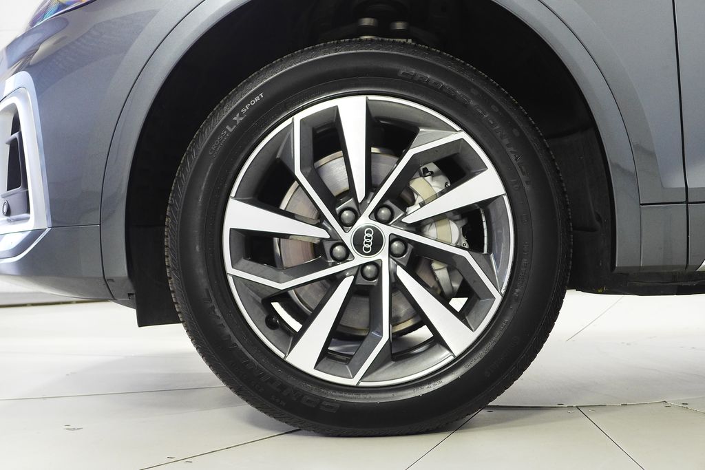 Thumbnail: 2023 Audi Q5 - 5
