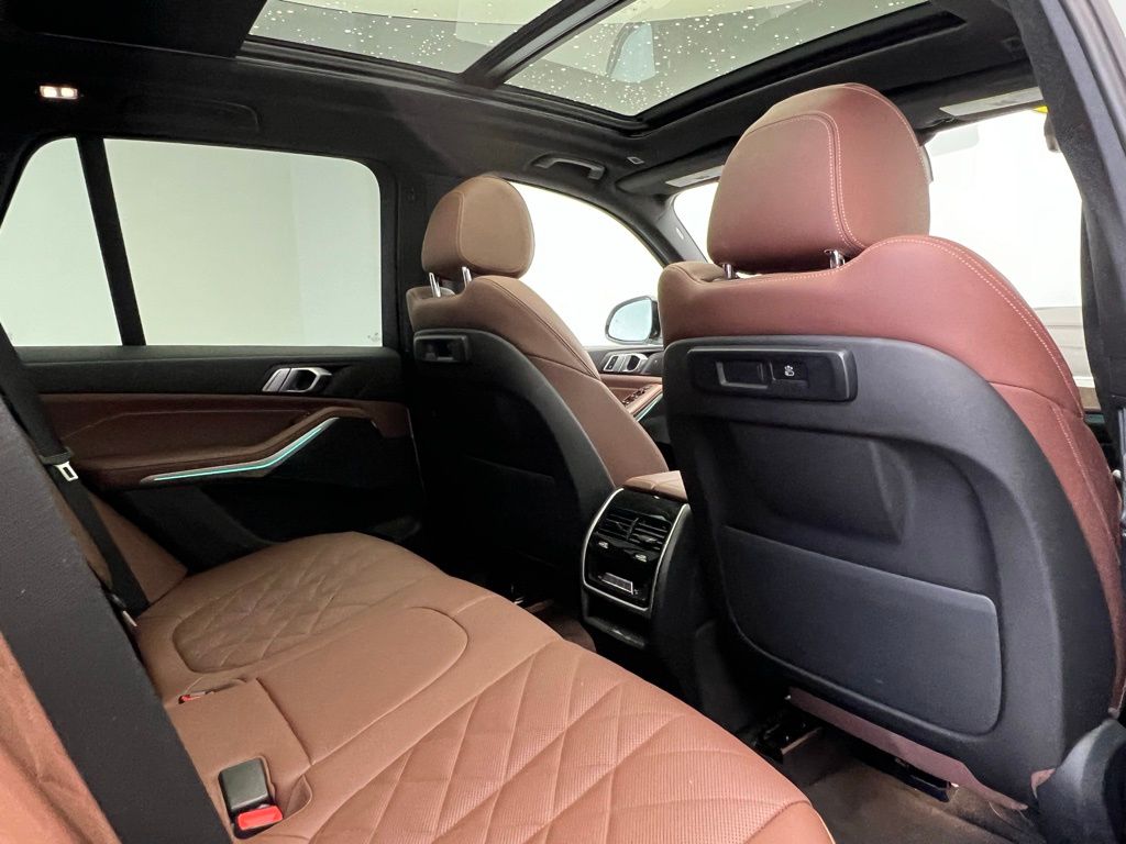 Thumbnail: 2023 BMW X5 - 8