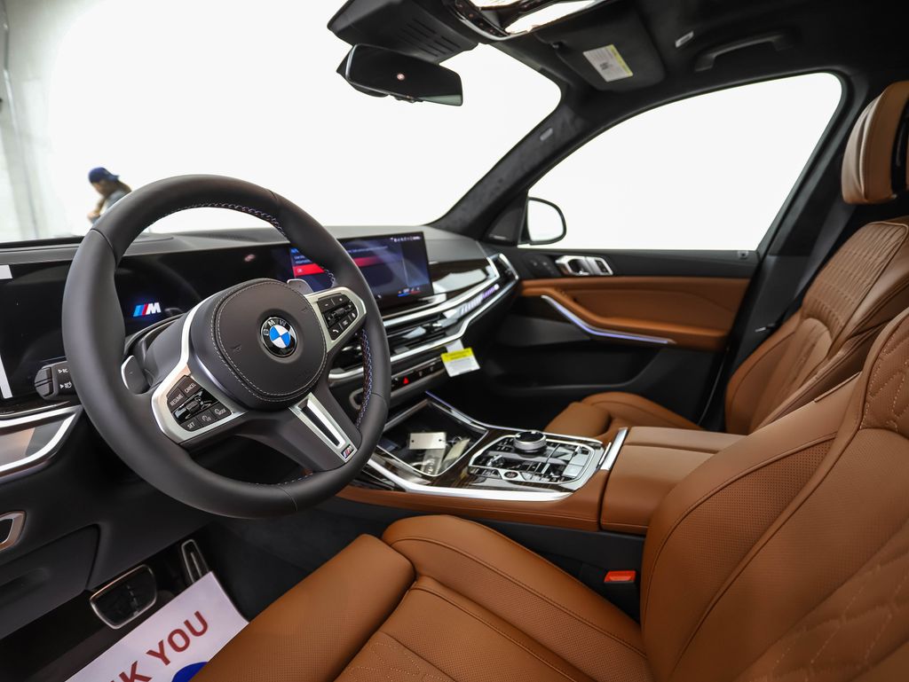 Thumbnail: 2026 BMW X7 - 11