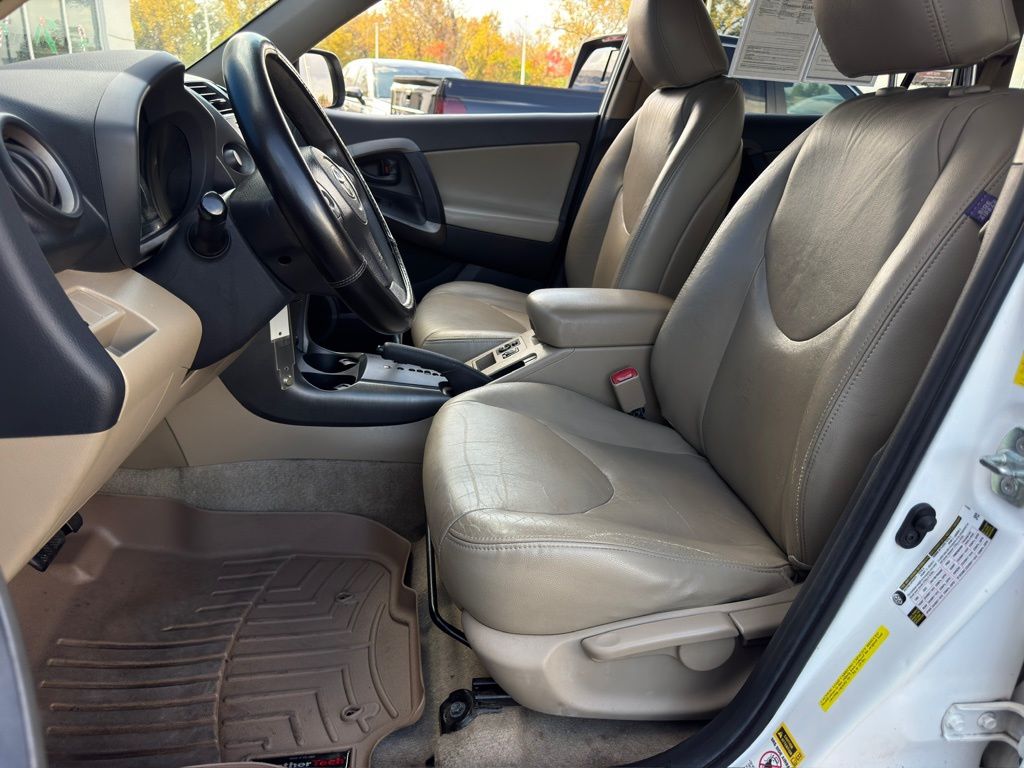 2011 Toyota RAV4 Base  at Superior Kia